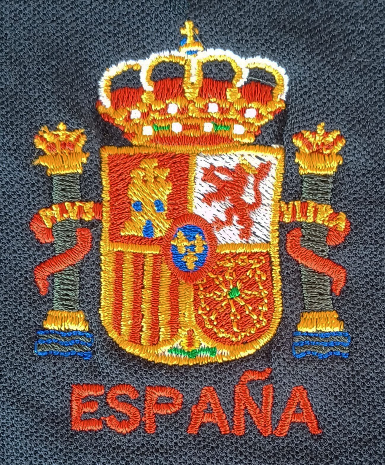 Bordado Escudo de España en marino