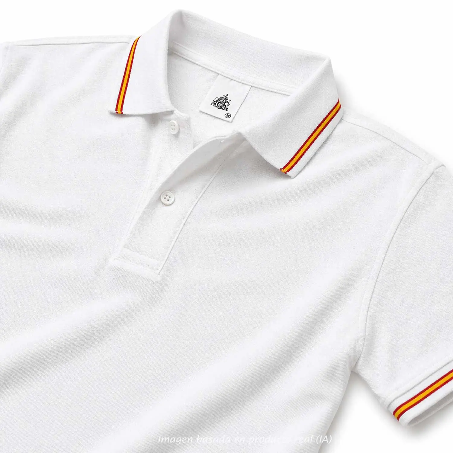 detalle mangas polo blanco con bandera de España. Polo España blanco