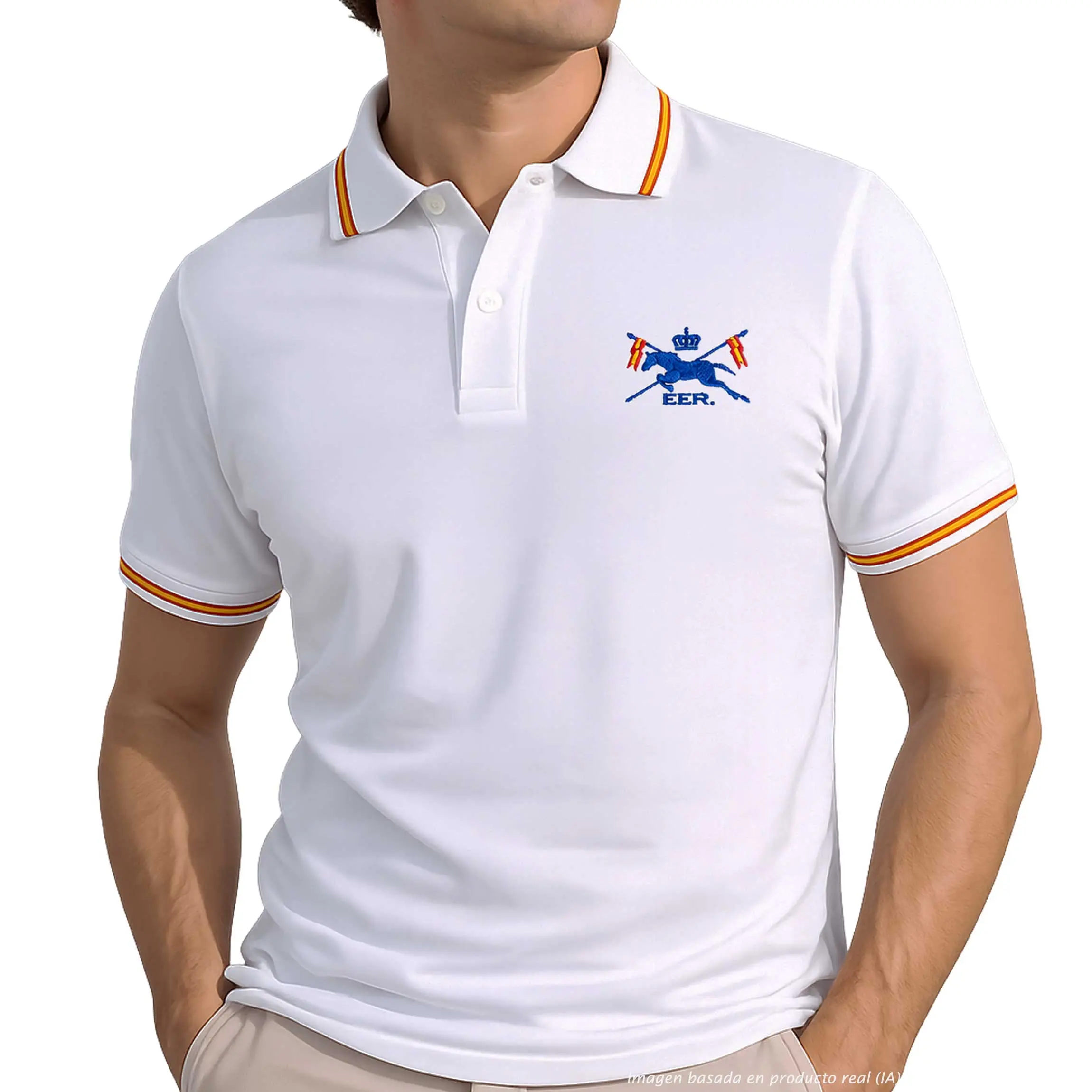 Polo blanco Escuadrón Escolta Real con detalle bandera de España