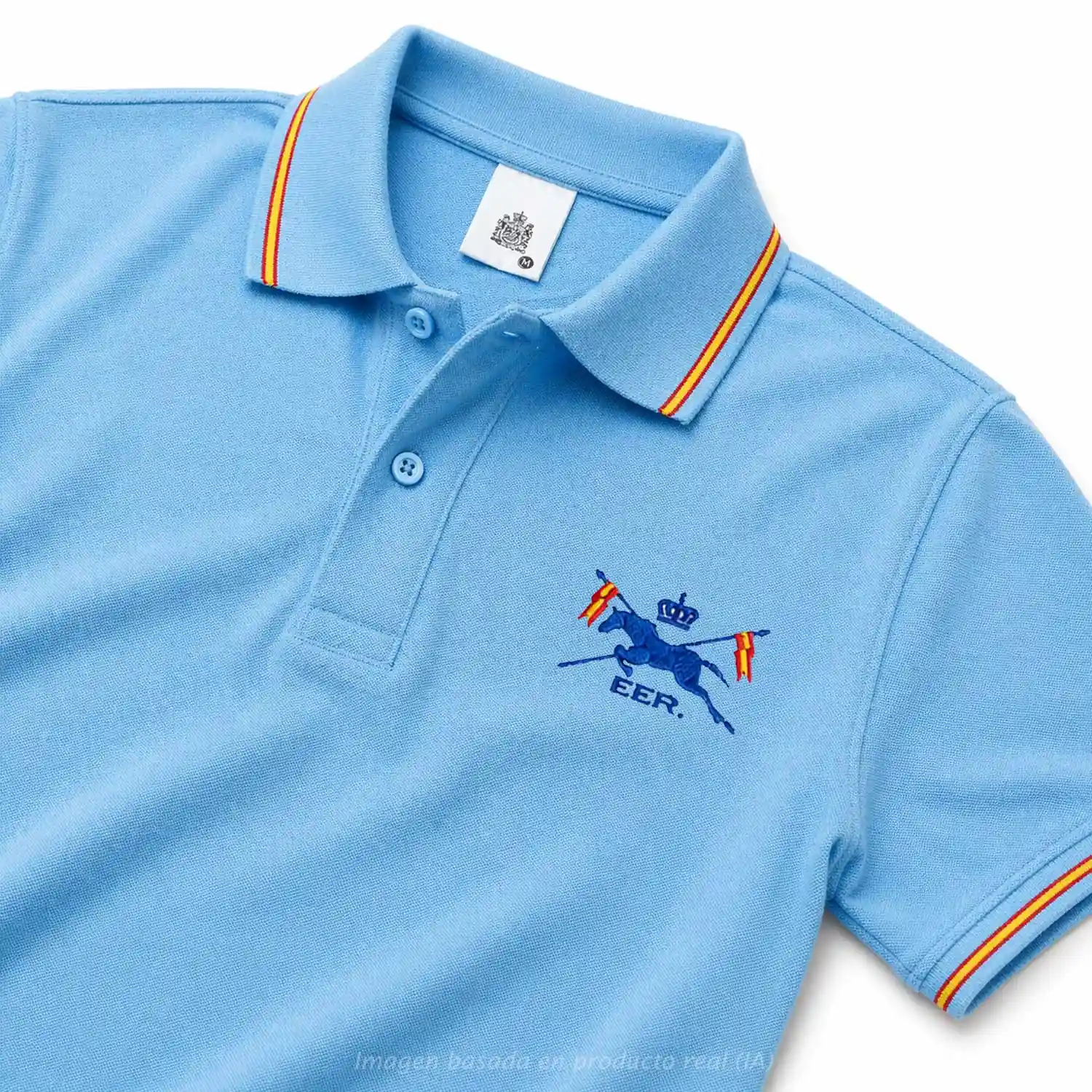 polo escuadrón escolta real celeste con bandera de España vista completa