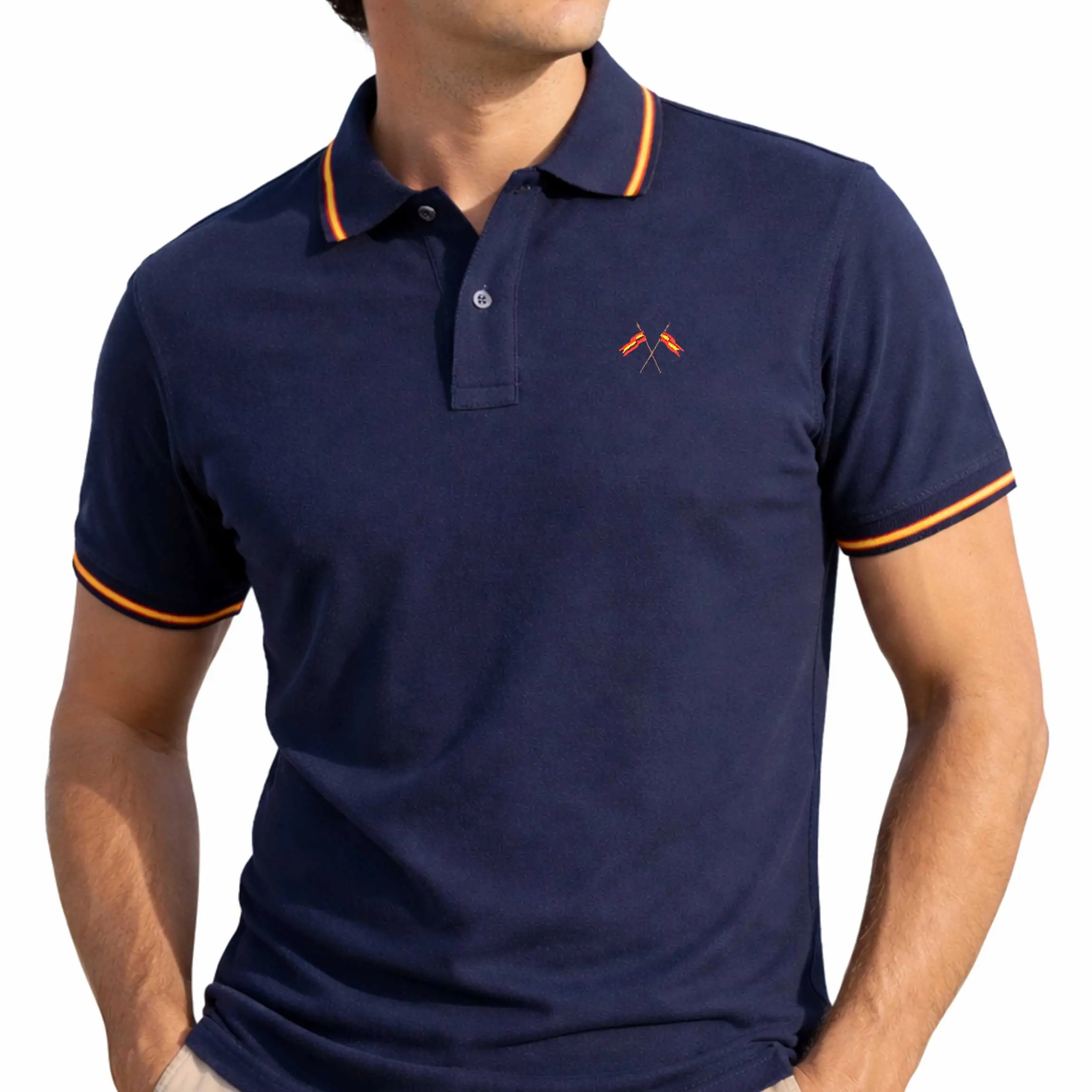 Polo marino con banderas cruzadas de España - Imagen 2